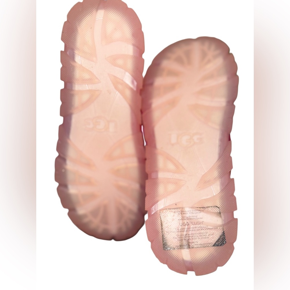 UGG NEUMEL SUEDE CHUKKA CLEAR SOLES - Picture 6 of 6